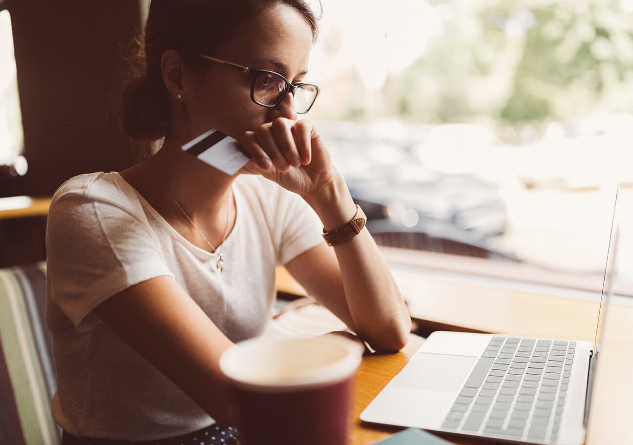 woman shopping online