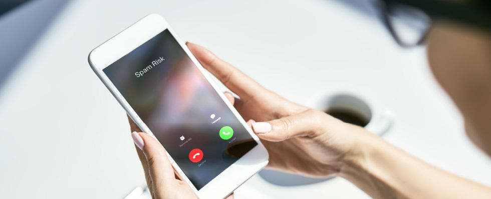 iPhone showing incoming spam risk call