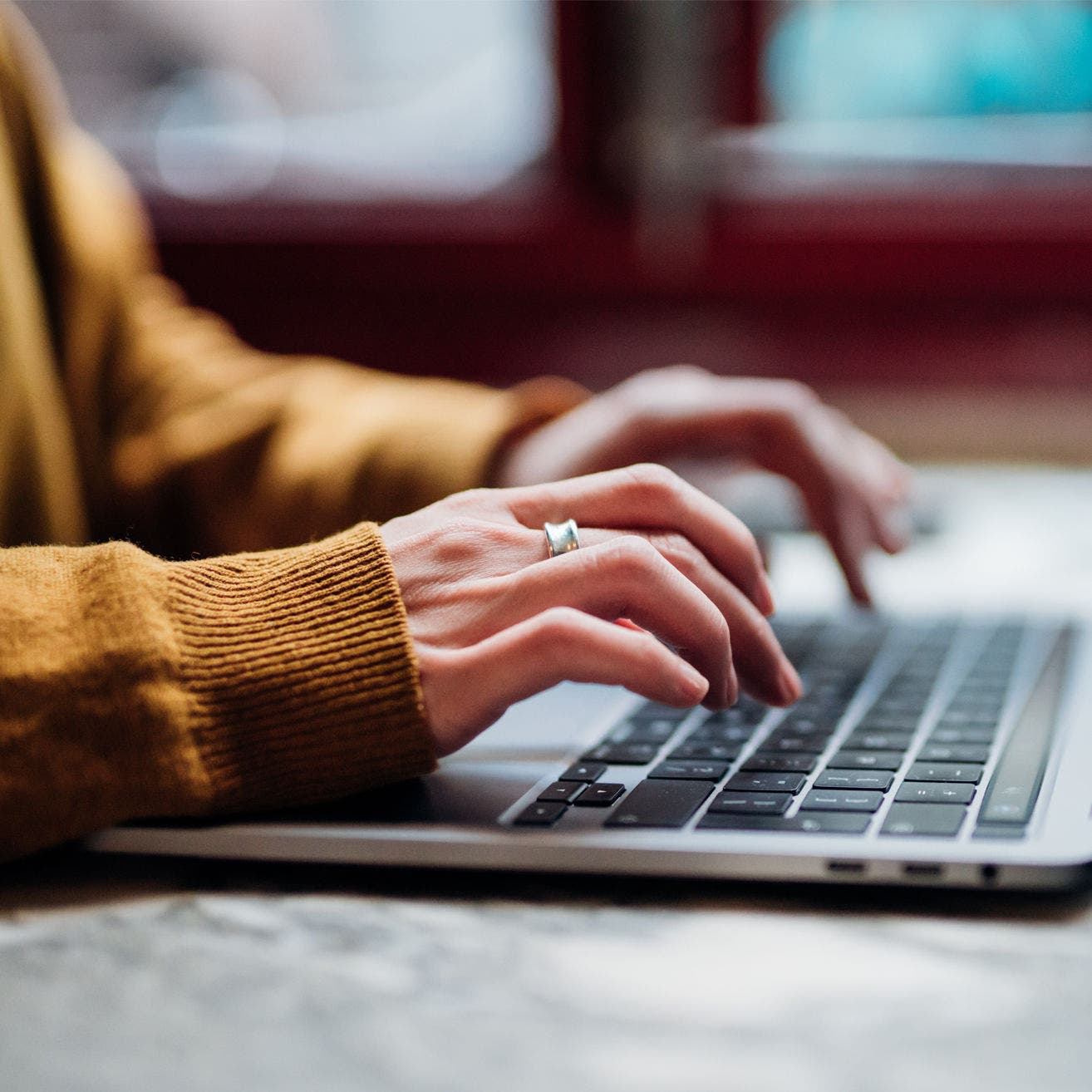 woman working on laptop